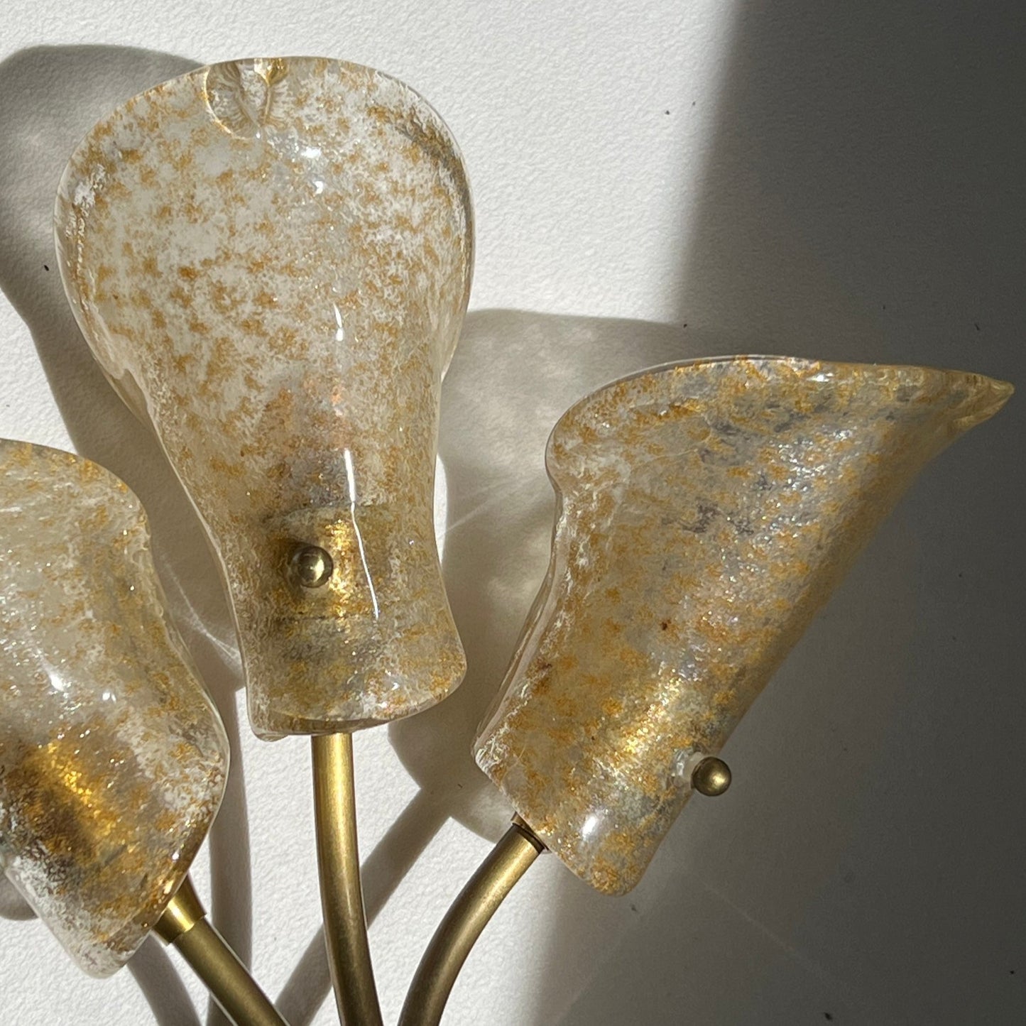 Murano 'Lily' Sconce